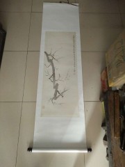 左辉 当代大连画家 绘制天安门城楼毛主席画像 梅花条幅，尺寸104-38cm