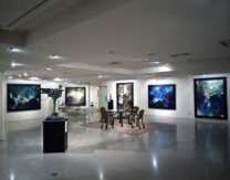 现代画廊