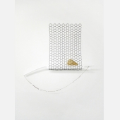 《理想小径》-可熔塑胶、竹枝、树枝、葫芦、海绵棒-2016-105×105×11cm