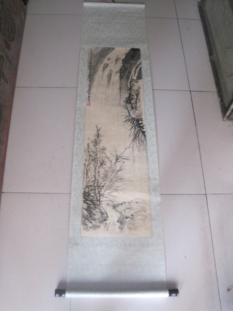 傅抱石 江西南昌 新金陵画派 山水条幅，尺寸111-30cm
