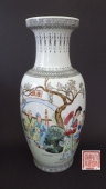 Large porcelain famille verte vase with poem