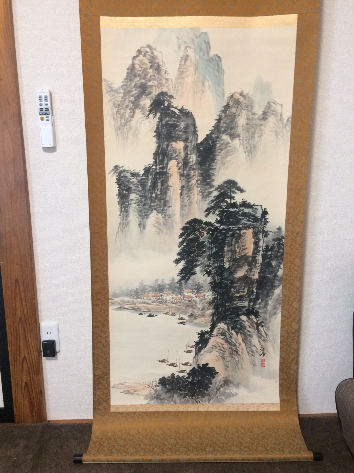 ZW0000148 中国画 古美術 呉昌碩紅梅寿桃二幅図 掛け軸 真筆逸品 肉筆保証 日本代购,买对网