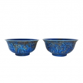 孔雀蓝釉浮雕龙纹宫碗 清代风格