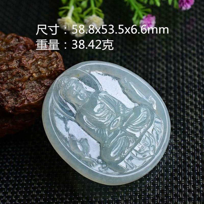 大东如来老坑玻璃种浅绿色带钢性立体精雕挂件38.42g