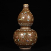 大清乾隆年制款 古铜釉描金瓜果纹葫芦瓶