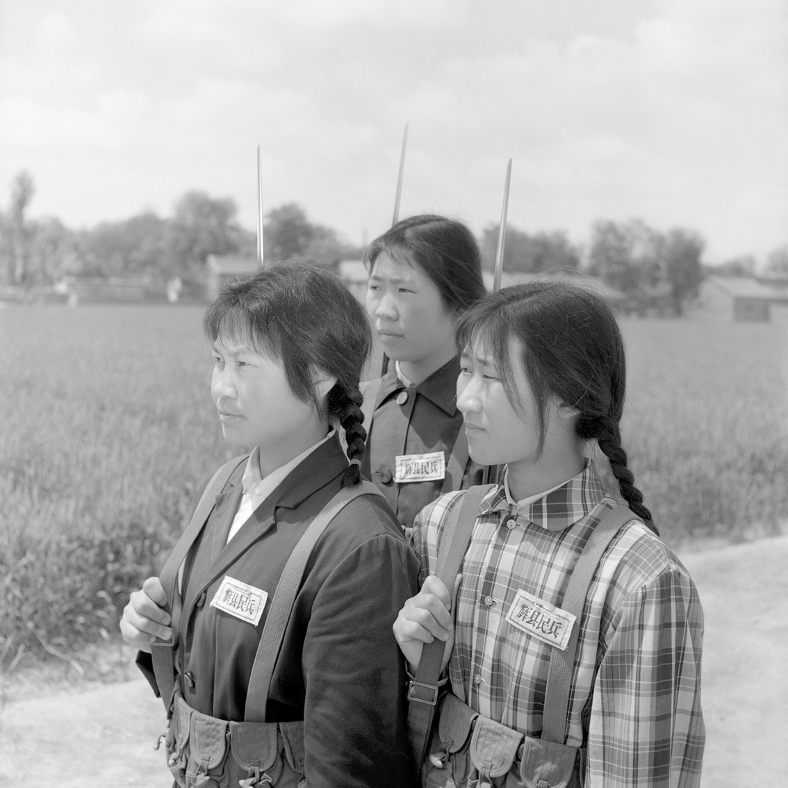 颯爽英姿女民兵大圖_映藝術中心/映畫廊_畫廊主頁_雅昌藝術網