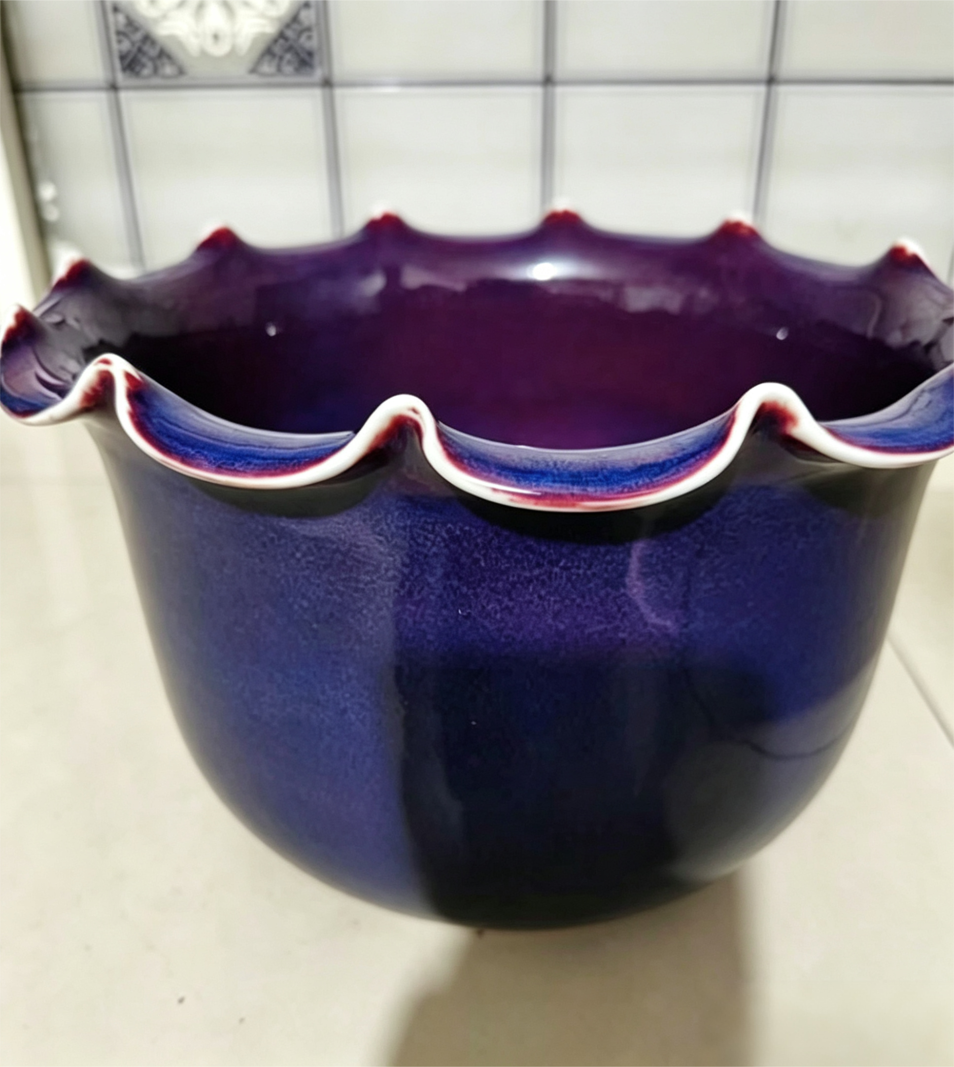 荷口尊