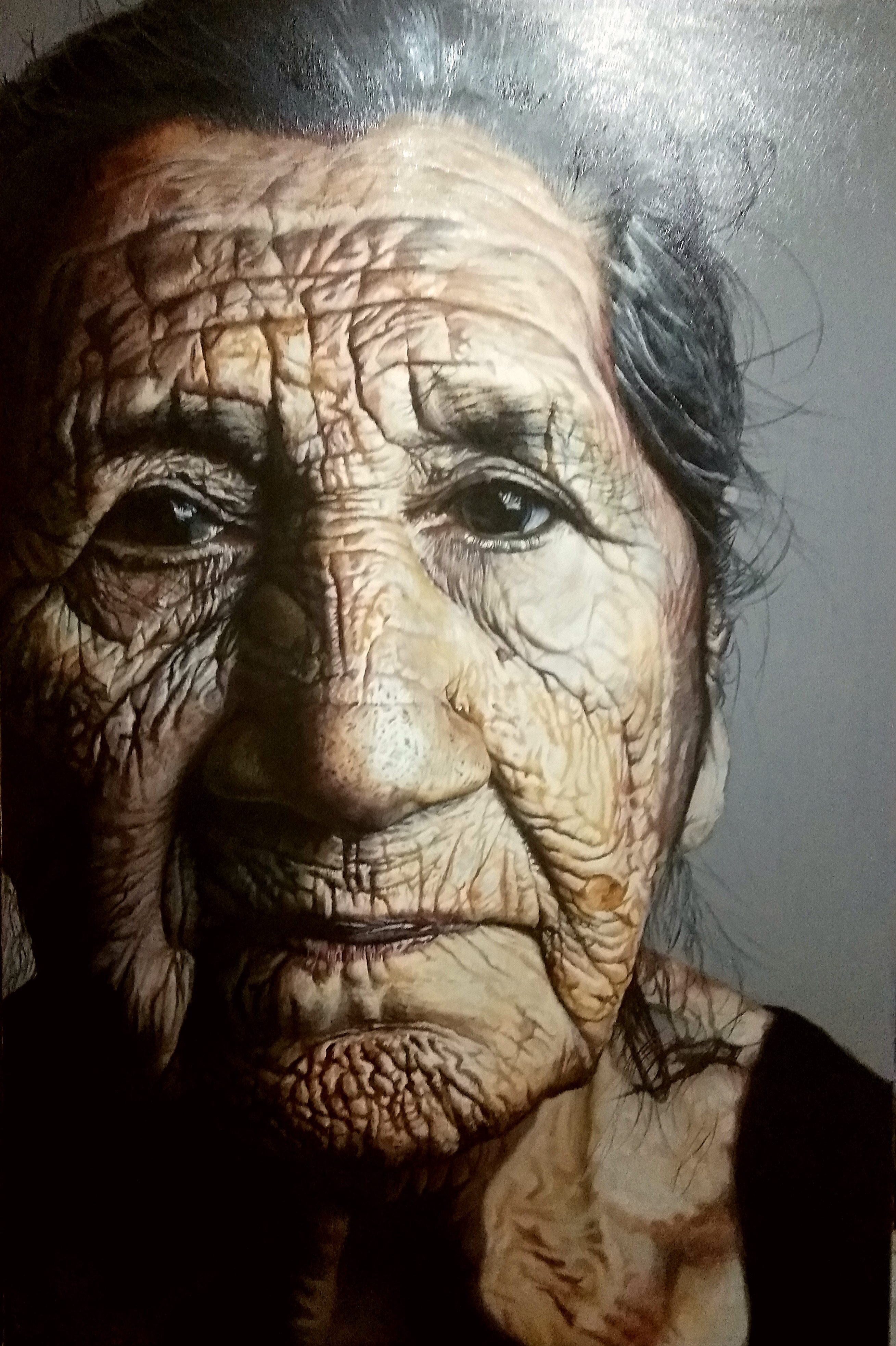 《超写实老妇肖像》